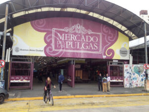 mercado de las pulgas entrada