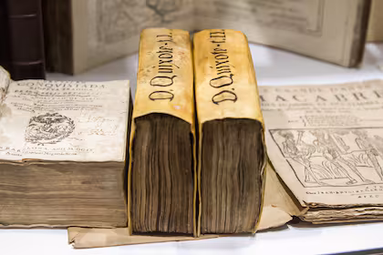 ejemplares-de-mas-de-cien-anos-primeras-ediciones-VFICEJ7VEZHRTJSOVQ7JS5D5ZI