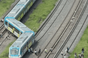 Screenshot 2025-11-11 at 23-00-56 descarrilamiento sarmiento - Buscar con Google