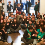 Universitarios protestaron en el Palacio Pizzurno y fueron desalojados